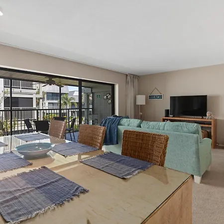 Villa Mariner Pointe 323